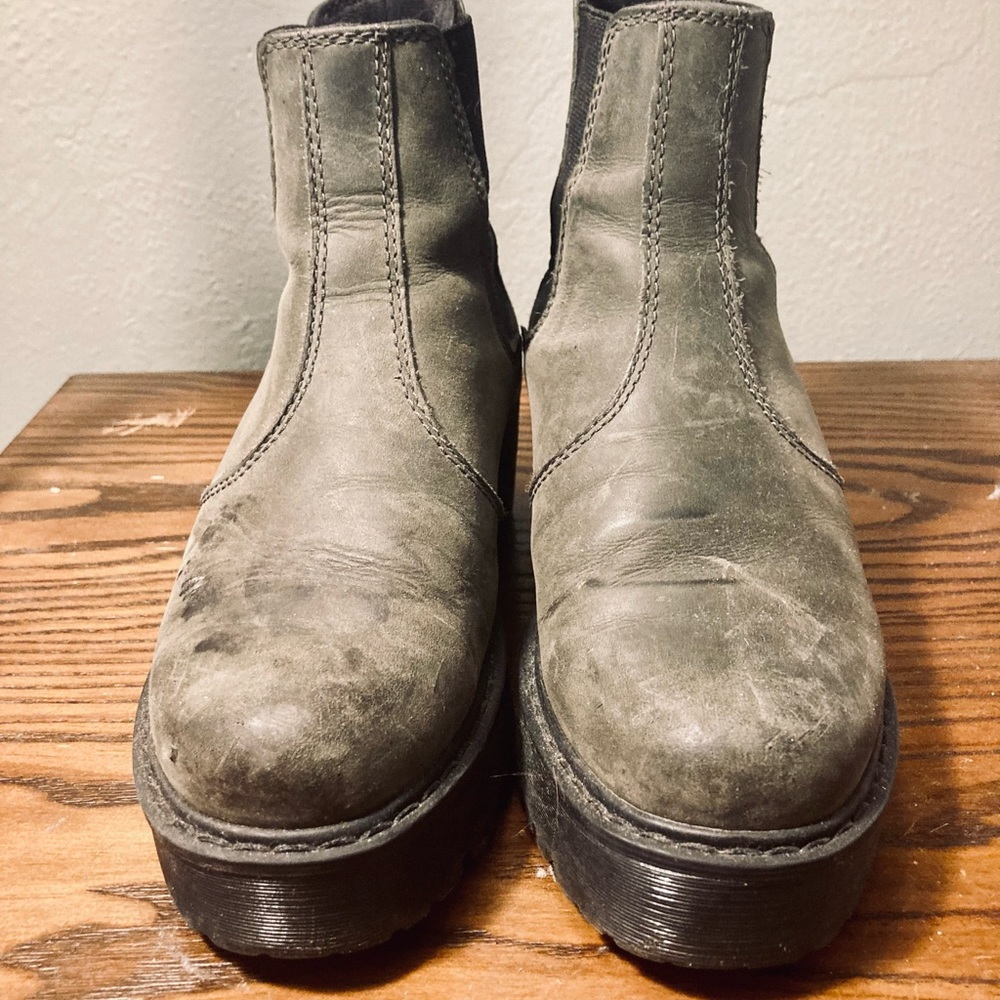 Grey Dr Marten Magdalena boot. Size 5.